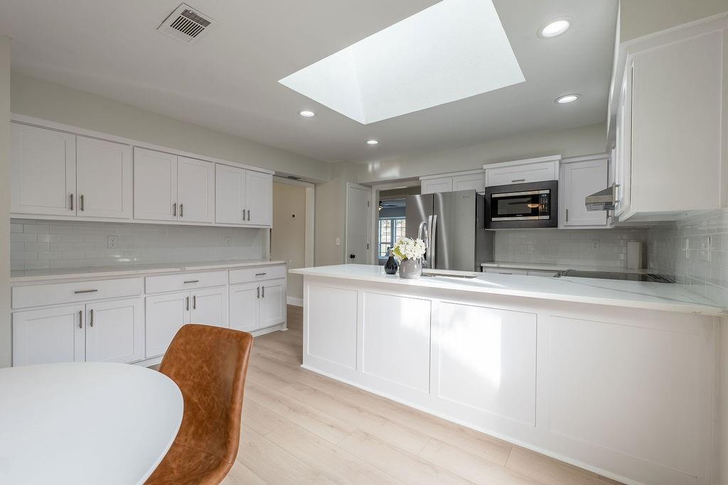 RIVER BEND #1 - Residential Lease