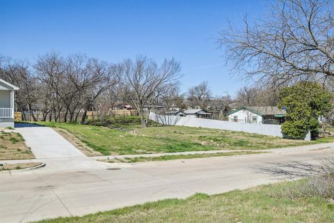 2016 Belzise Terrace Fort Worth TX 76104