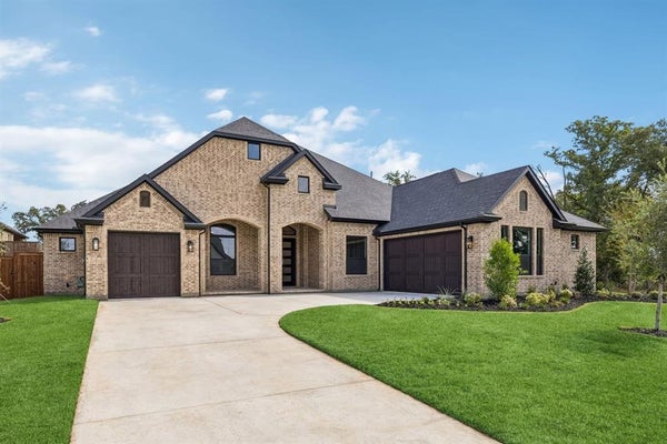 11220 HICKORY FALLS DR, ARGYLE, TX 76226 - Image 2d8404d7e24d0977b3cd6c8325ee3bec/2420585351