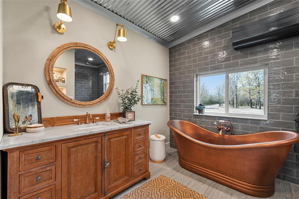 Honest Rdg Land Co - Residential