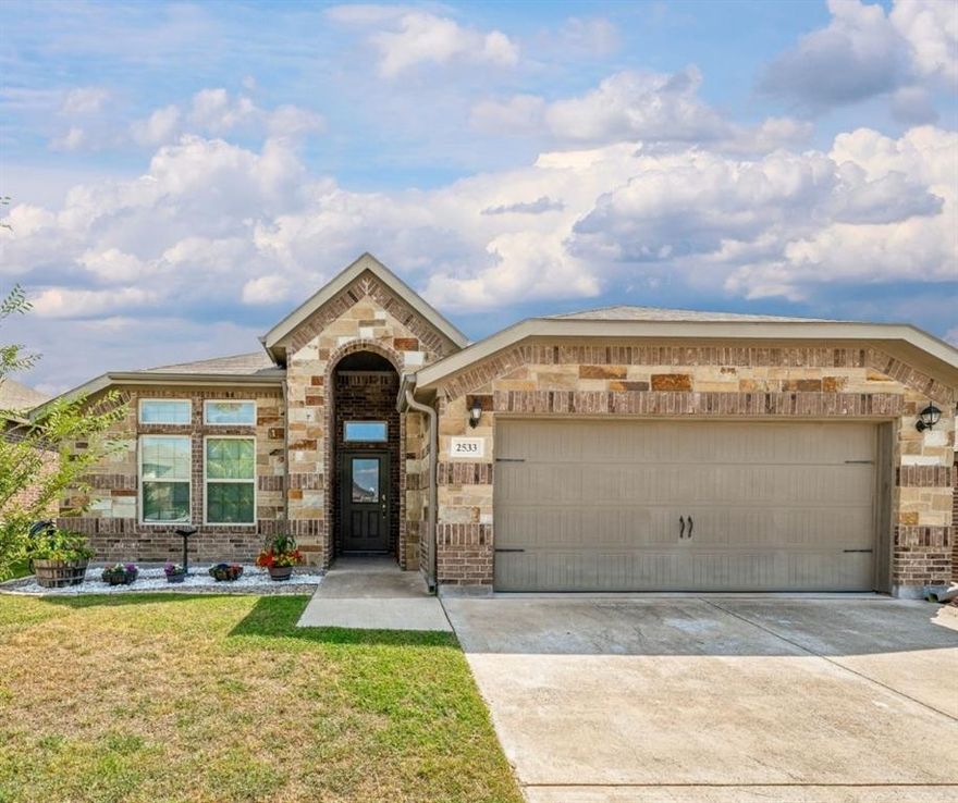 **BUYER COULD NOT OBTAIN FINANCING * No fault of the property!** Well maintained, newer-built home offering the perfect blend of comfort, style, and location. This property is ideally situated just minutes from Interstate 20, providing quick access to downtown Weatherford, shopping centers, restaurants, schools, and an easy commute to Fort Worth and surrounding DFW areas. Outside, enjoy a low-maintenance yard with room to relax or entertain. The neighborhood features newer construction homes, quiet streets, and proximity to Weatherford’s top-rated schools and parks. Exterior highlights include a fenced backyard, attached two-car garage, and durable brick construction. Built with long-term value and easy upkeep in mind, this home appeals to both owner-occupants and investors seeking reliable rental income. Conveniently located near major employers, schools, and all Weatherford amenities—move-in ready and built for lasting returns.