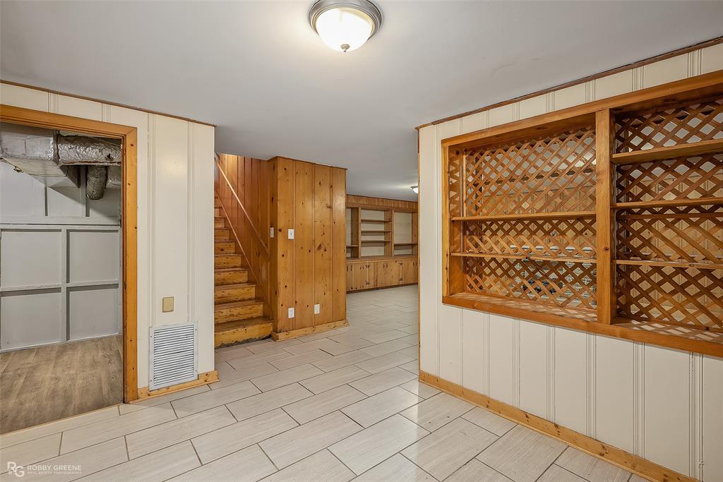 Country Club Heights - Residential