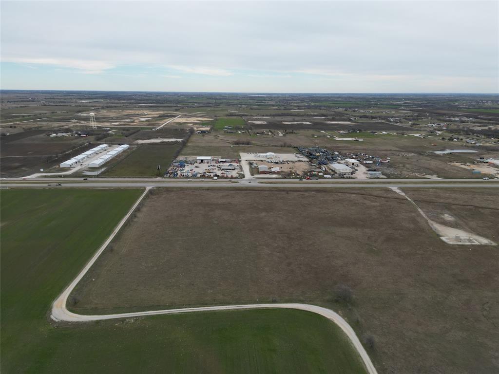 22 acres W US 380
