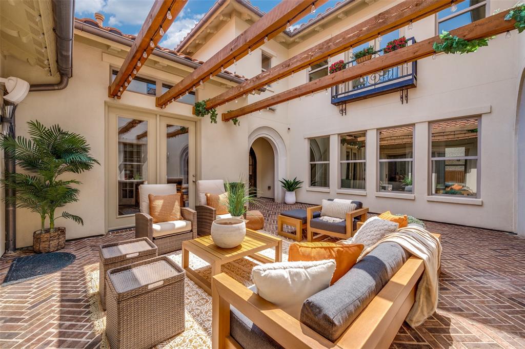 4287 Hickory Grove Lane