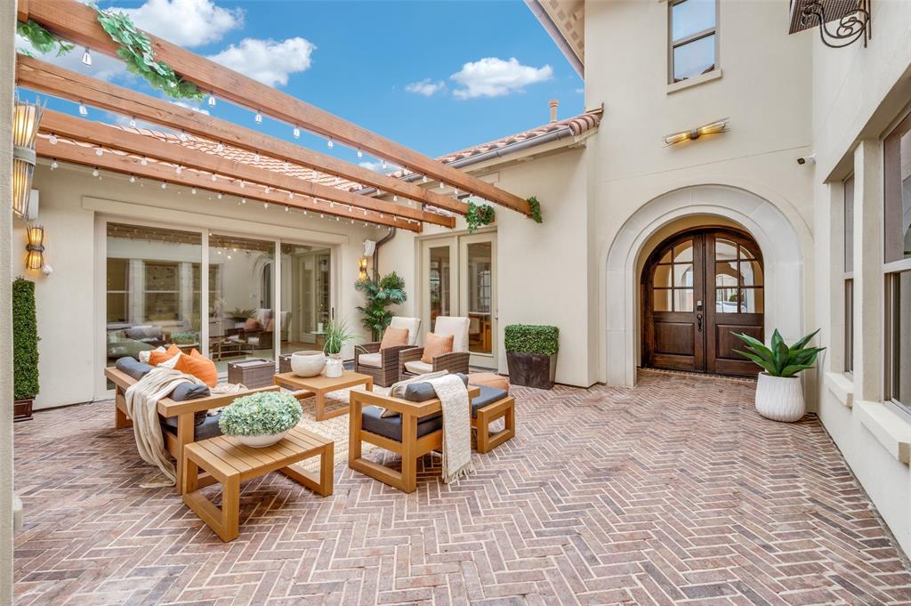 4287 Hickory Grove Lane