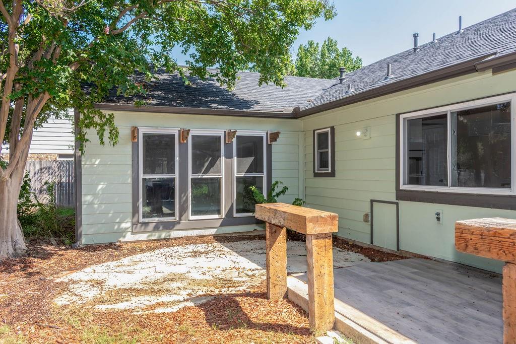 Timbercreek Comm #4 - Residential Lease