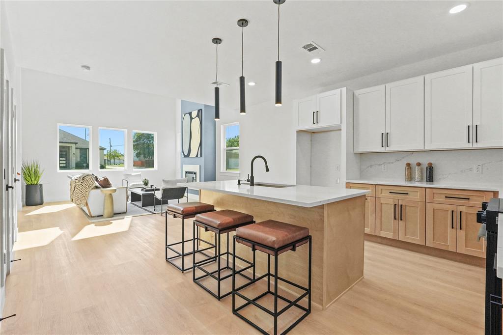 EAGLE FORD GARDENS - Residential