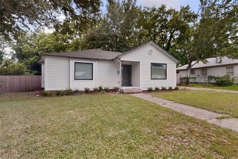 Photo of 405 Elm Drive, Terrell, TX 75160 (MLS # 21286377)