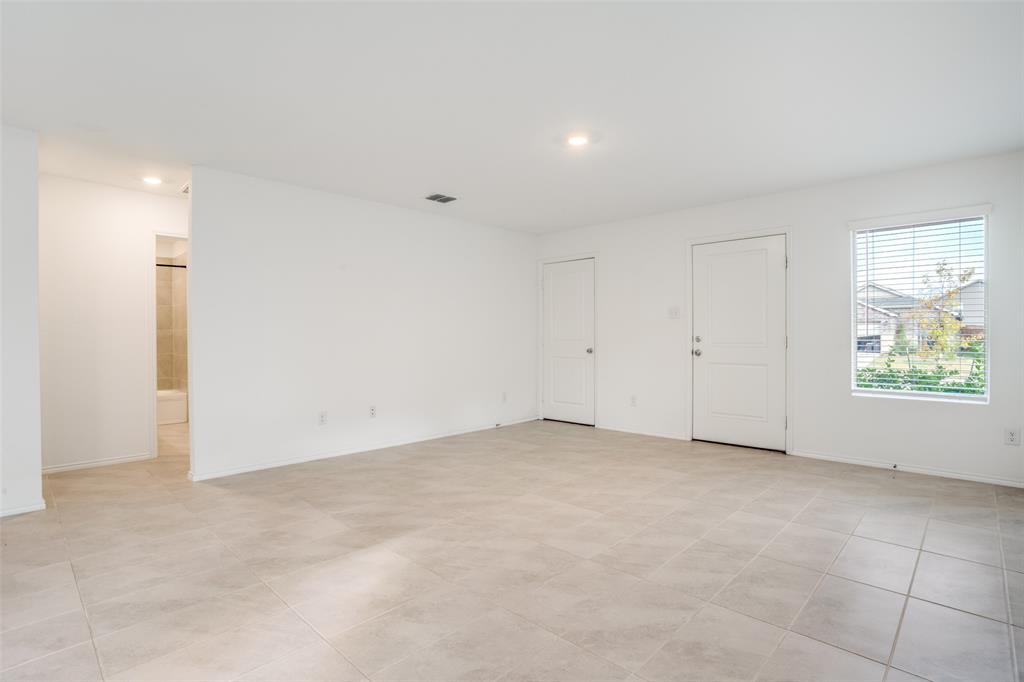 Mobberly Farms Ph 1 - Residential Lease