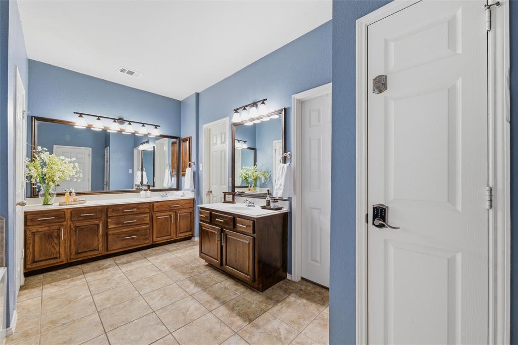 Mistletoe Hill Ph III - Residential