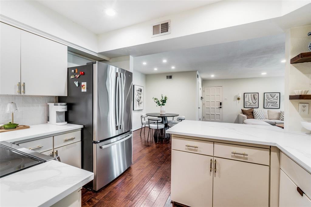 Danbury Condo Bldg D - Residential