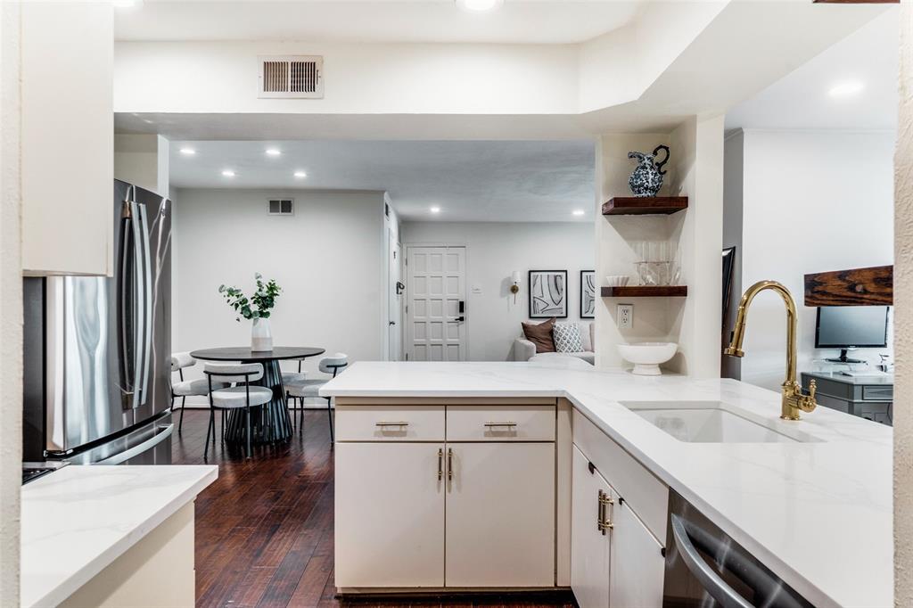 Danbury Condo Bldg D - Residential
