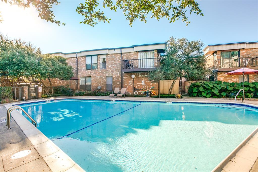 Danbury Condo Bldg D - Residential