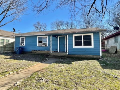 426 E Day Street Denison TX 75021