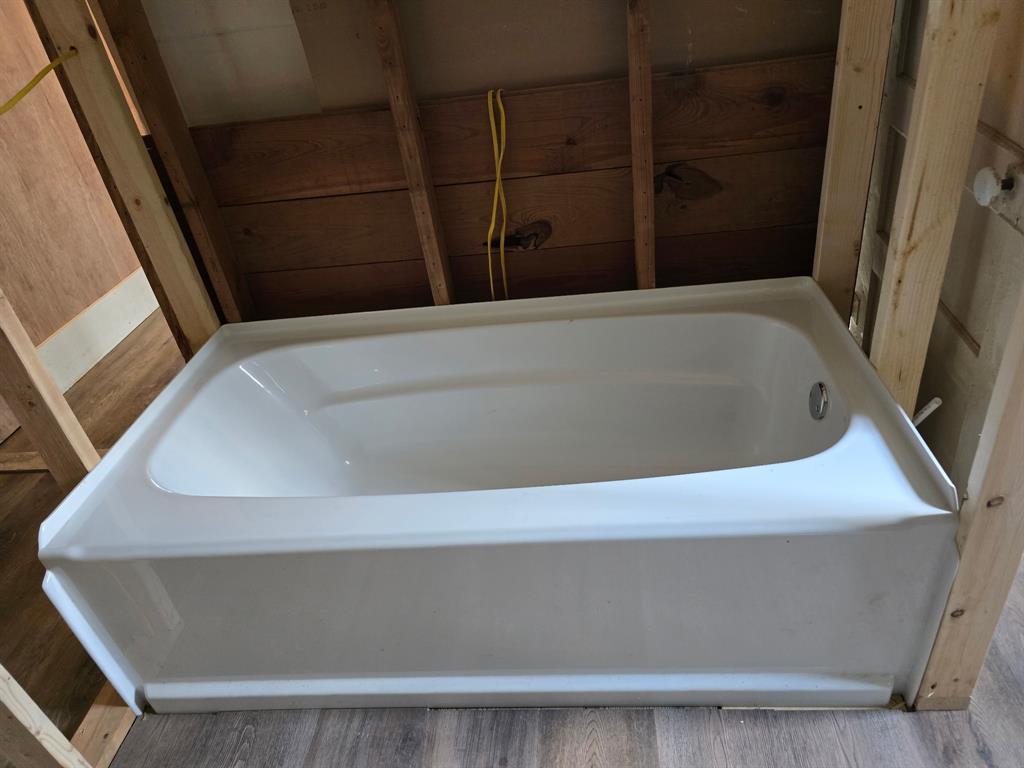 Railroad - Clyde - Residential