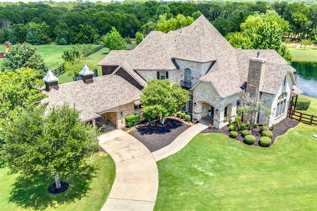 800 Manor Drive