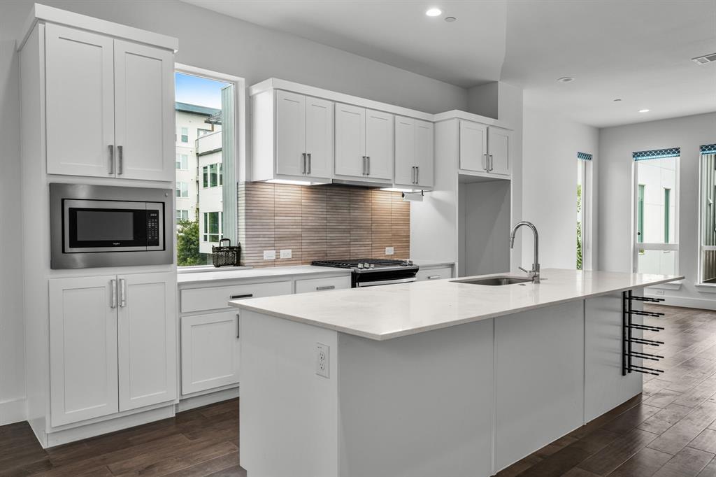 1771 Mccoy Street 305