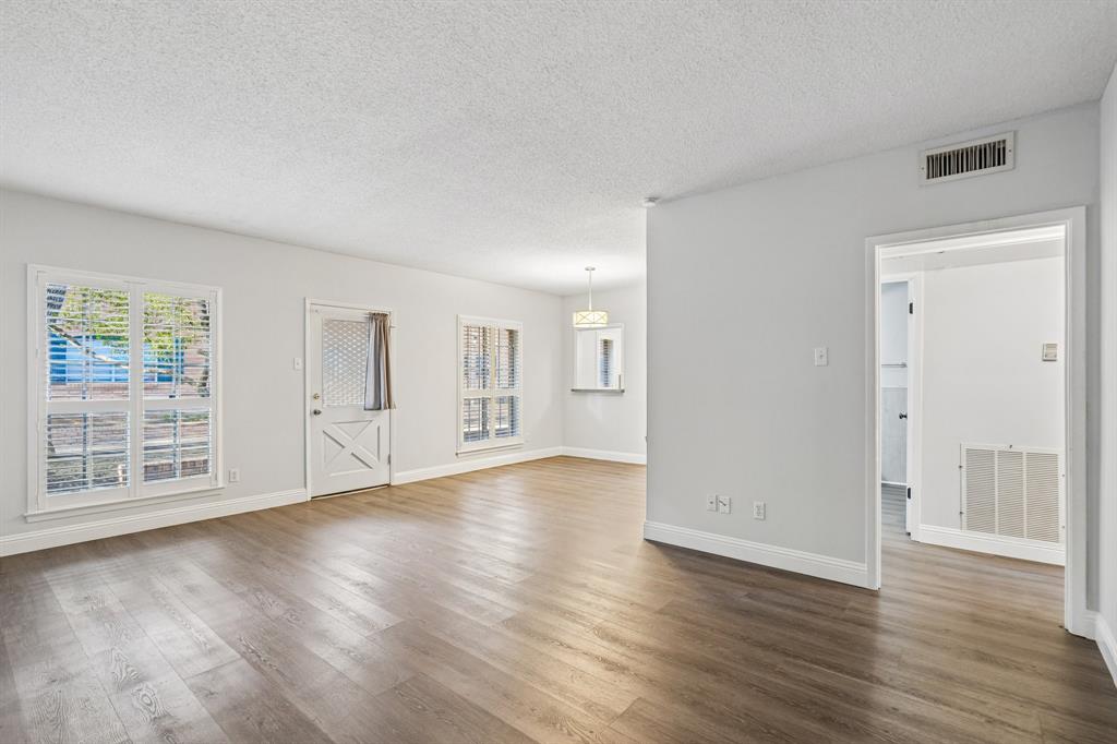 6017 E University Boulevard 118
