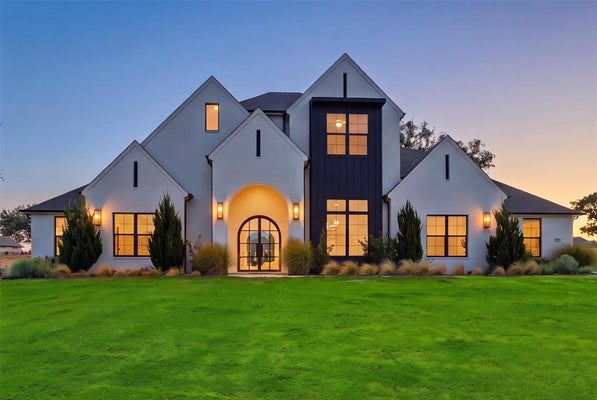 3022 SOUTHERN RISE CT, GRANBURY, TX 76049 - Image 2da4f271fd5d3b6debe85e76e478495a/2229552853