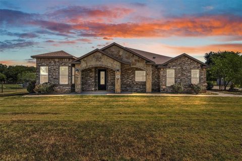 916 County Road 913 Joshua TX 76058