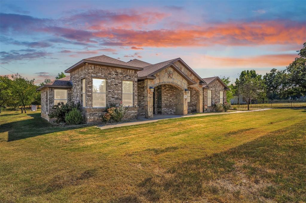 916 County Road 913