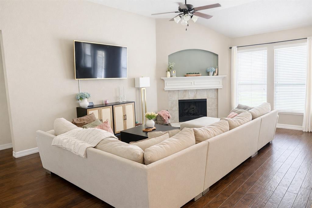 15712 Ringdove Court
