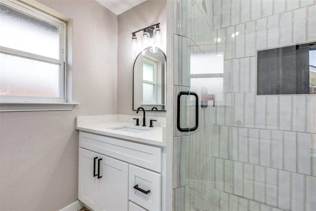 Dallas North Estates 12th Instl - Residential Lease