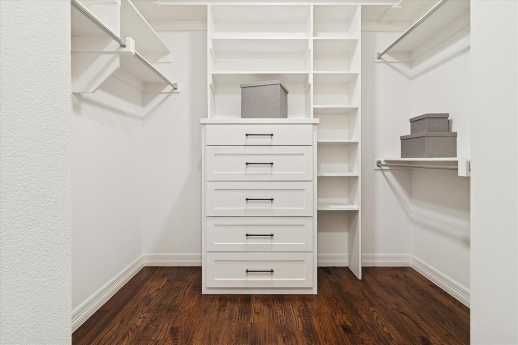 Lakwood Heights - Residential