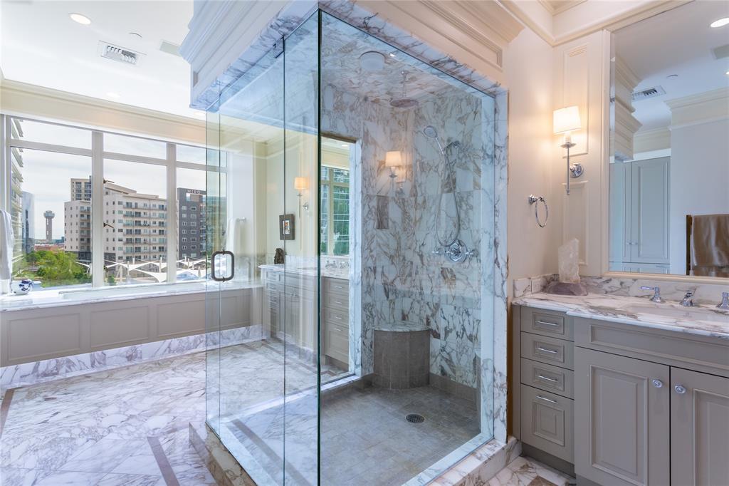 Ritz-Carlton Residences 1 - Residential
