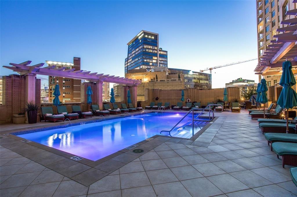 Ritz-Carlton Residences 1 - Residential