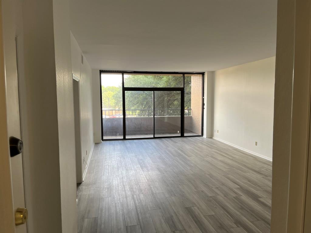 Bonaventure Condo - Residential