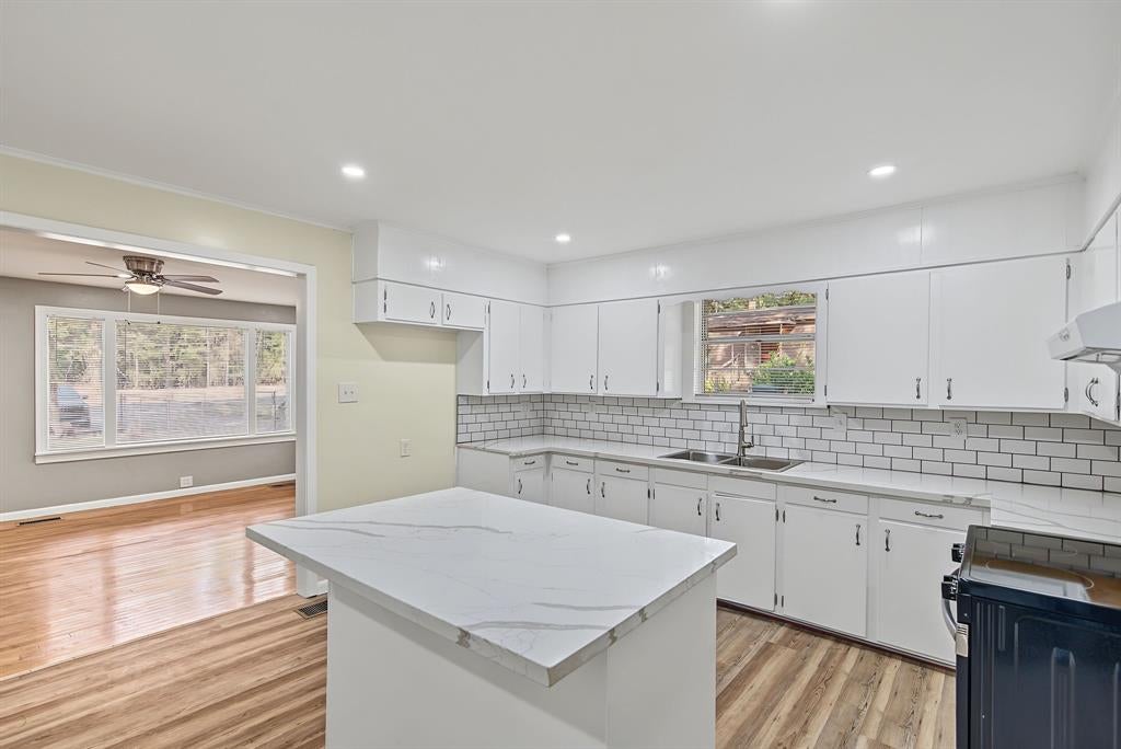 5687 Jefferson Paige Road