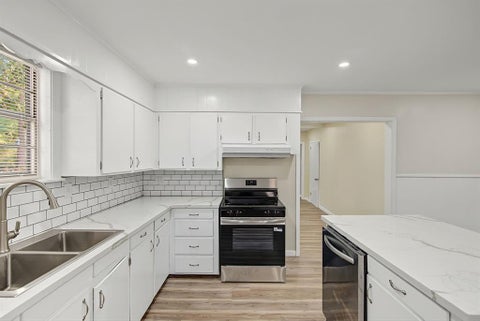 Tiny photo for 5687 Jefferson Paige Road, Shreveport, LA 71119 (MLS # 21396789)