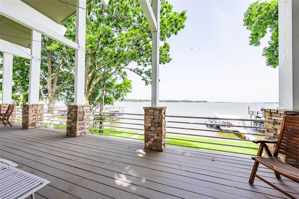 Westwood Beach 01 - Residential