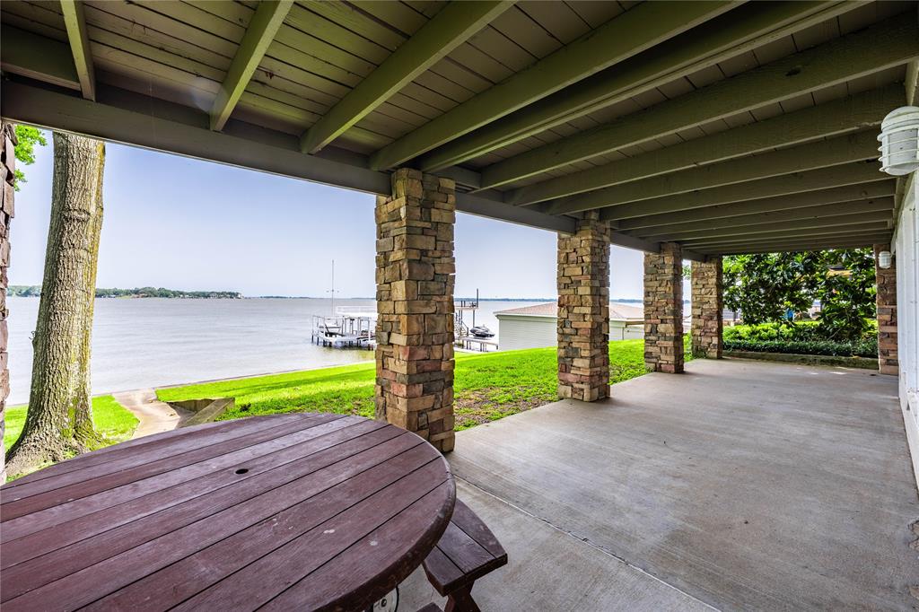 Westwood Beach 01 - Residential