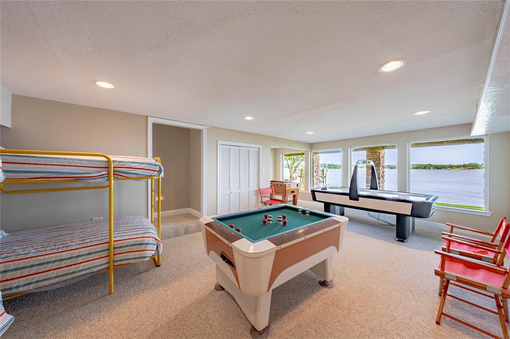 Westwood Beach 01 - Residential