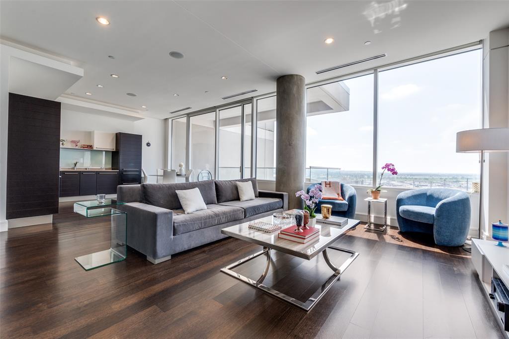 South Tower Residences - Residential