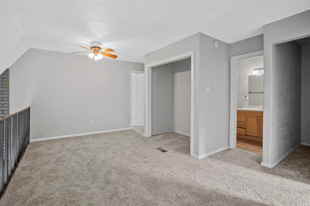 SAINT CLAIRE WOODS TOWNHOUSES - Residential Lease