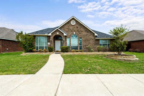 Photo of 3205 Hamlett Lane, Garland, TX 75043 (MLS # 21335791)