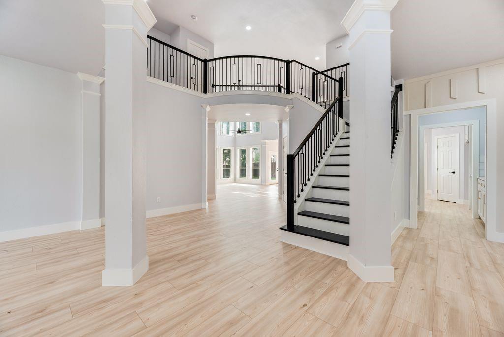 404 Parkside Court