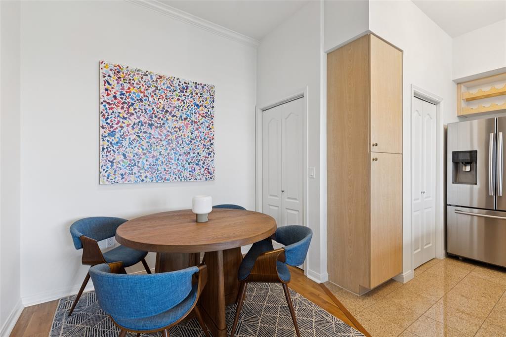 Renaissance Turtle Crk Condos - Residential