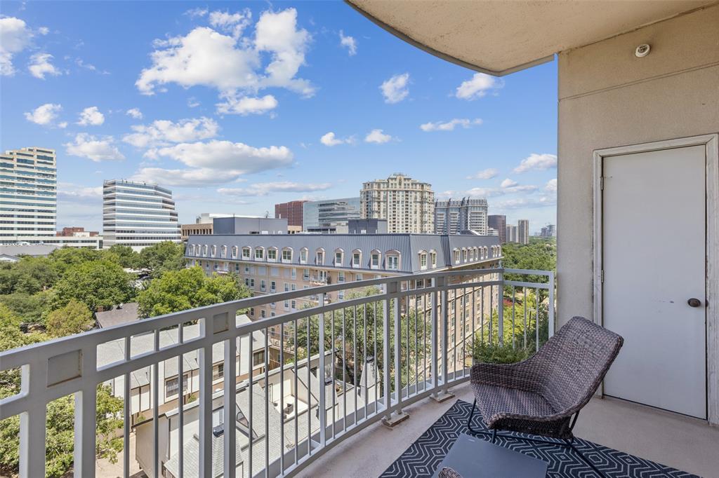 Renaissance Turtle Crk Condos - Residential