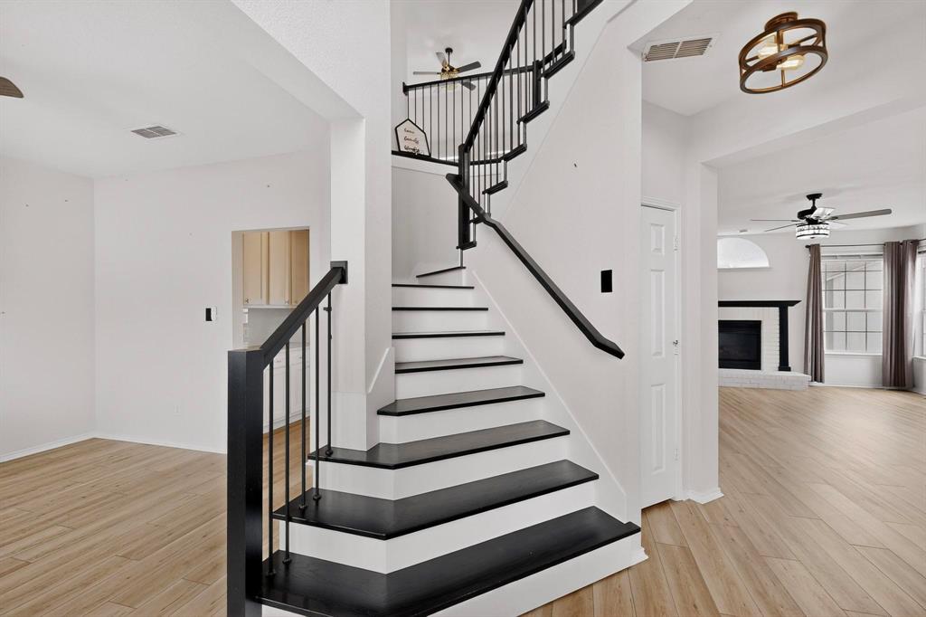 1012 Muscadine Vine Street