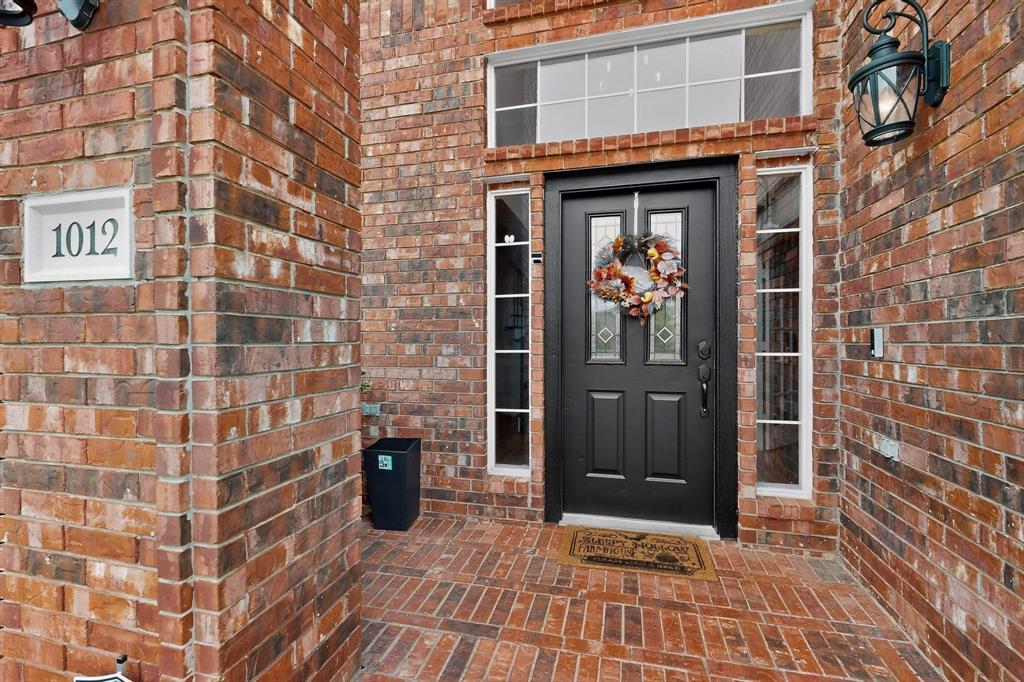 1012 Muscadine Vine Street