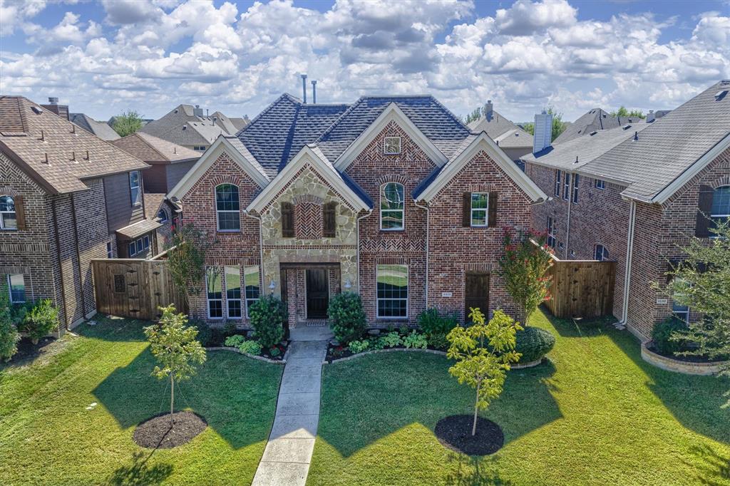1111 Fossil Lake Drive