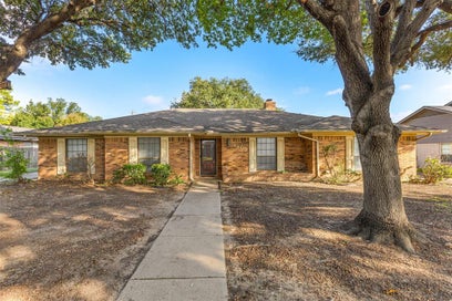 4405 Kingswick Drive Arlington TX 76016