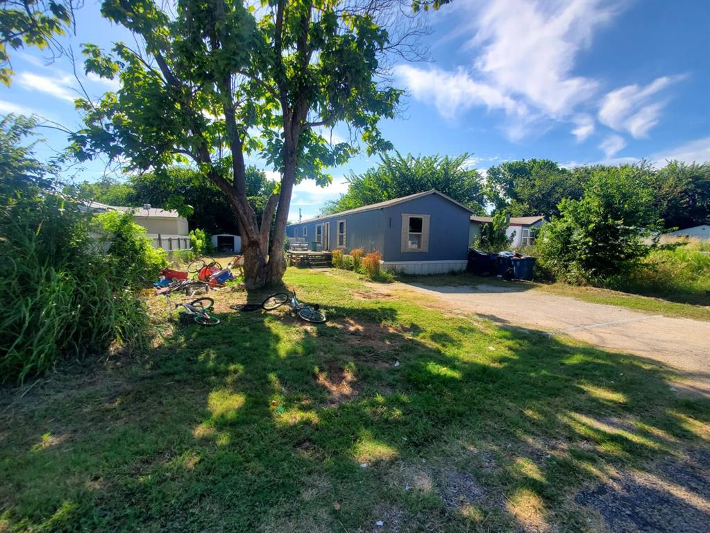 5421 Lake View Drive