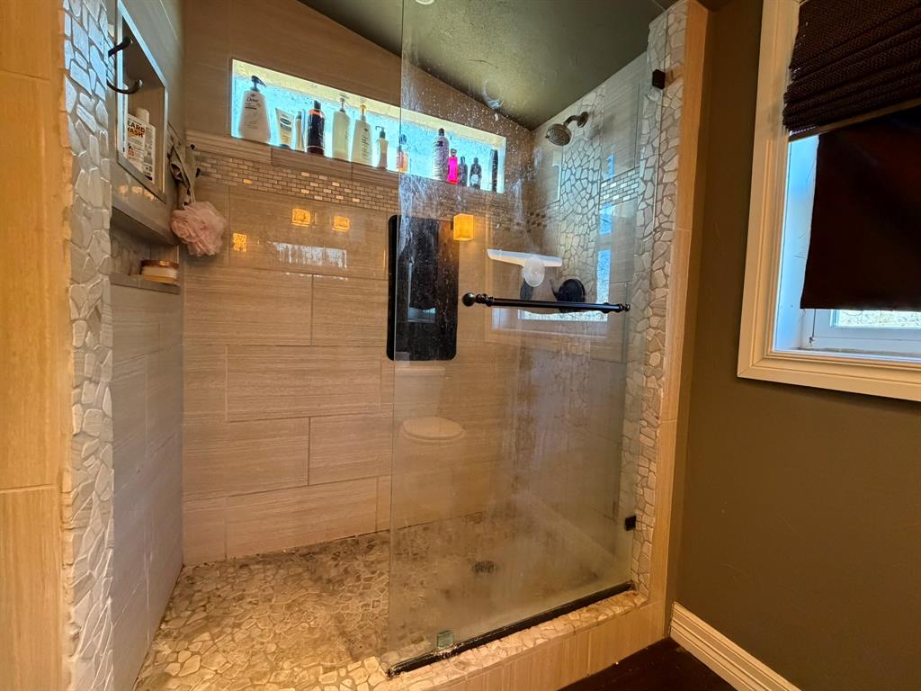 LAYNES ADDN - Residential