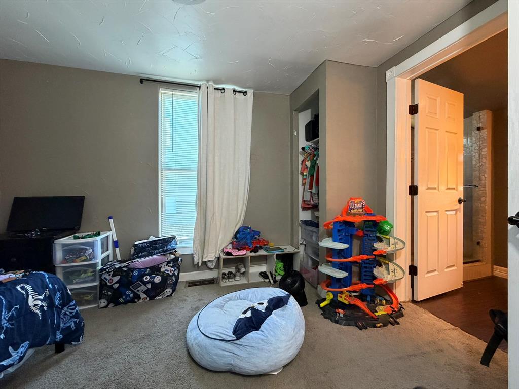 LAYNES ADDN - Residential