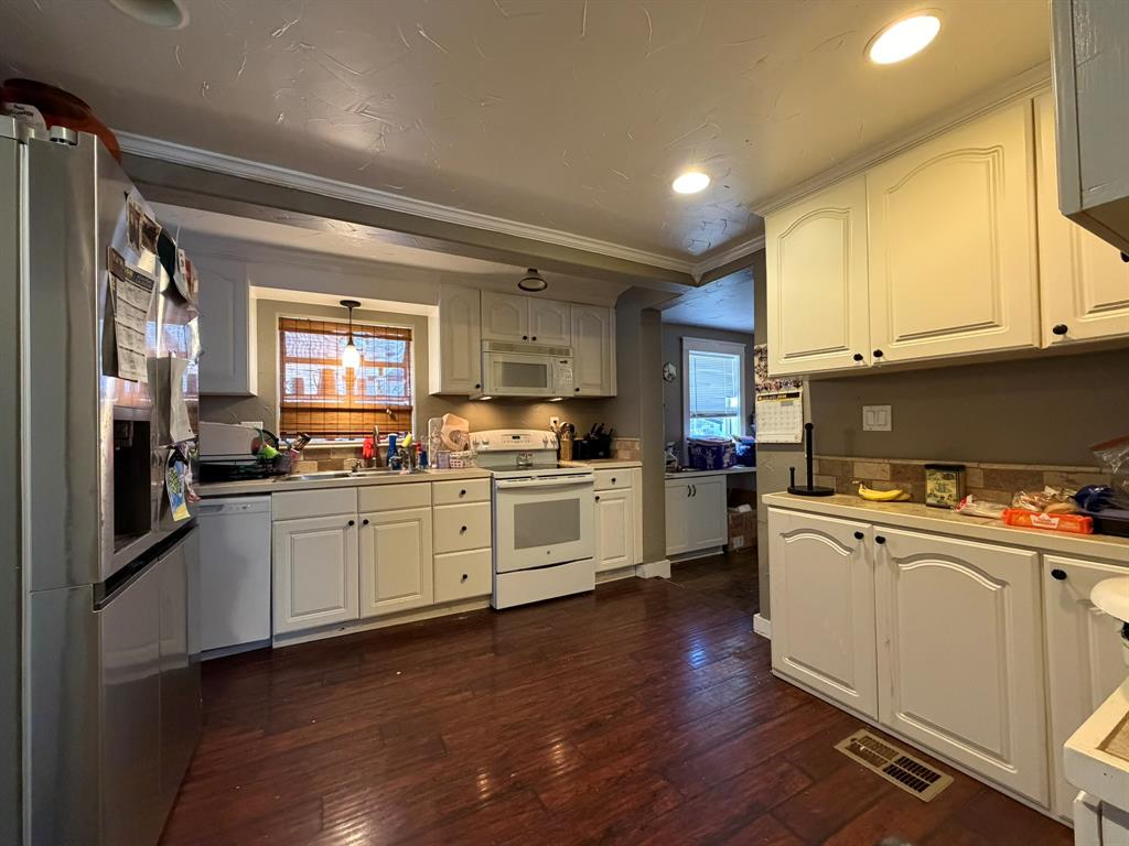 LAYNES ADDN - Residential